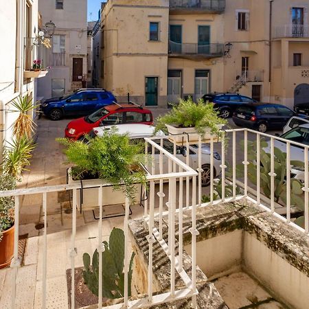 Antiche Mura Apartments"Cielo Di Puglia" -2 Matrimoniali, Cucina E Terrazzo Turi Luaran gambar