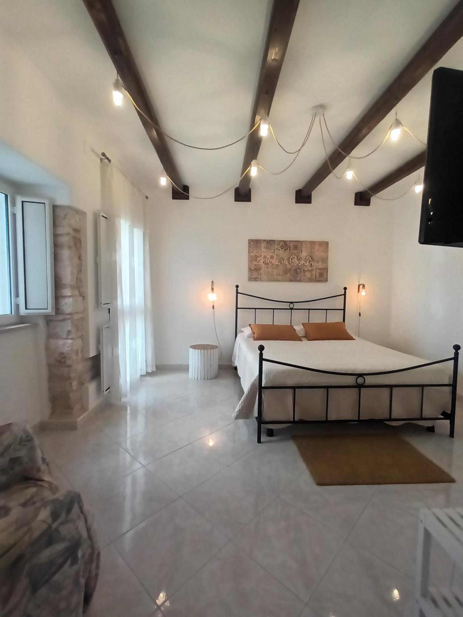 Antiche Mura Apartments"Cielo Di Puglia" -2 Matrimoniali, Cucina E Terrazzo Turi Luaran gambar