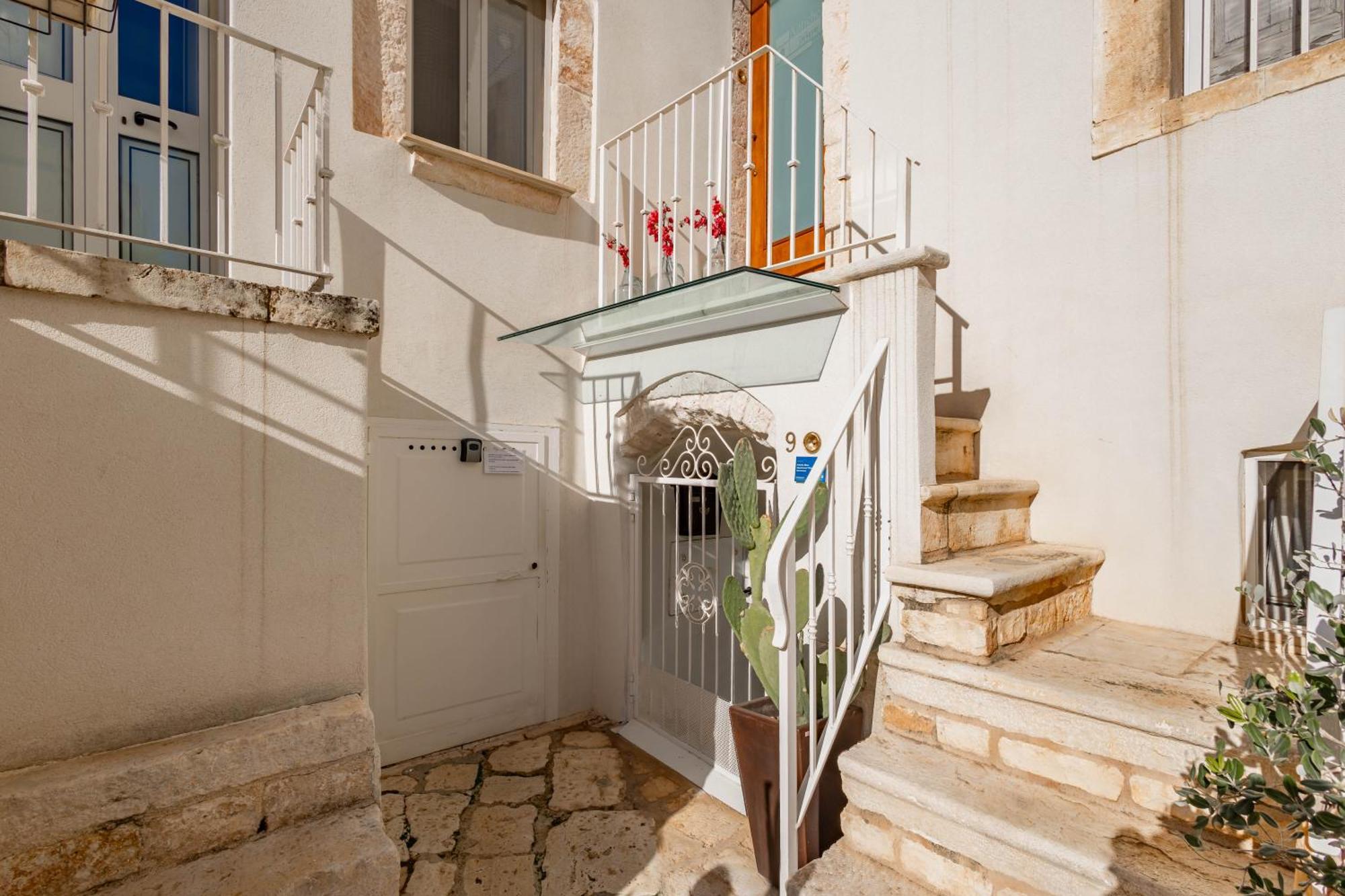 Antiche Mura Apartments"Cielo Di Puglia" -2 Matrimoniali, Cucina E Terrazzo Turi Luaran gambar