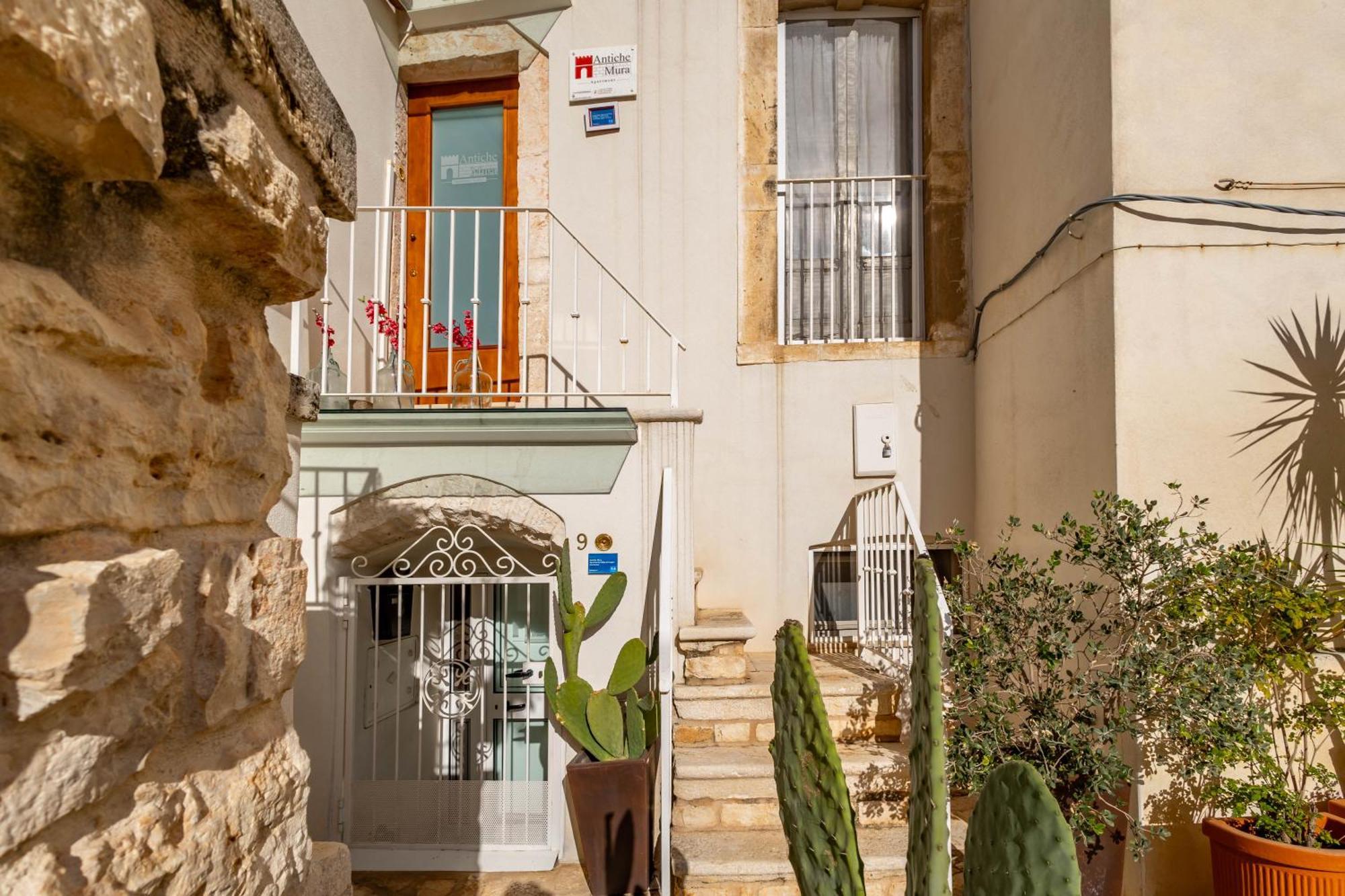 Antiche Mura Apartments"Cielo Di Puglia" -2 Matrimoniali, Cucina E Terrazzo Turi Luaran gambar