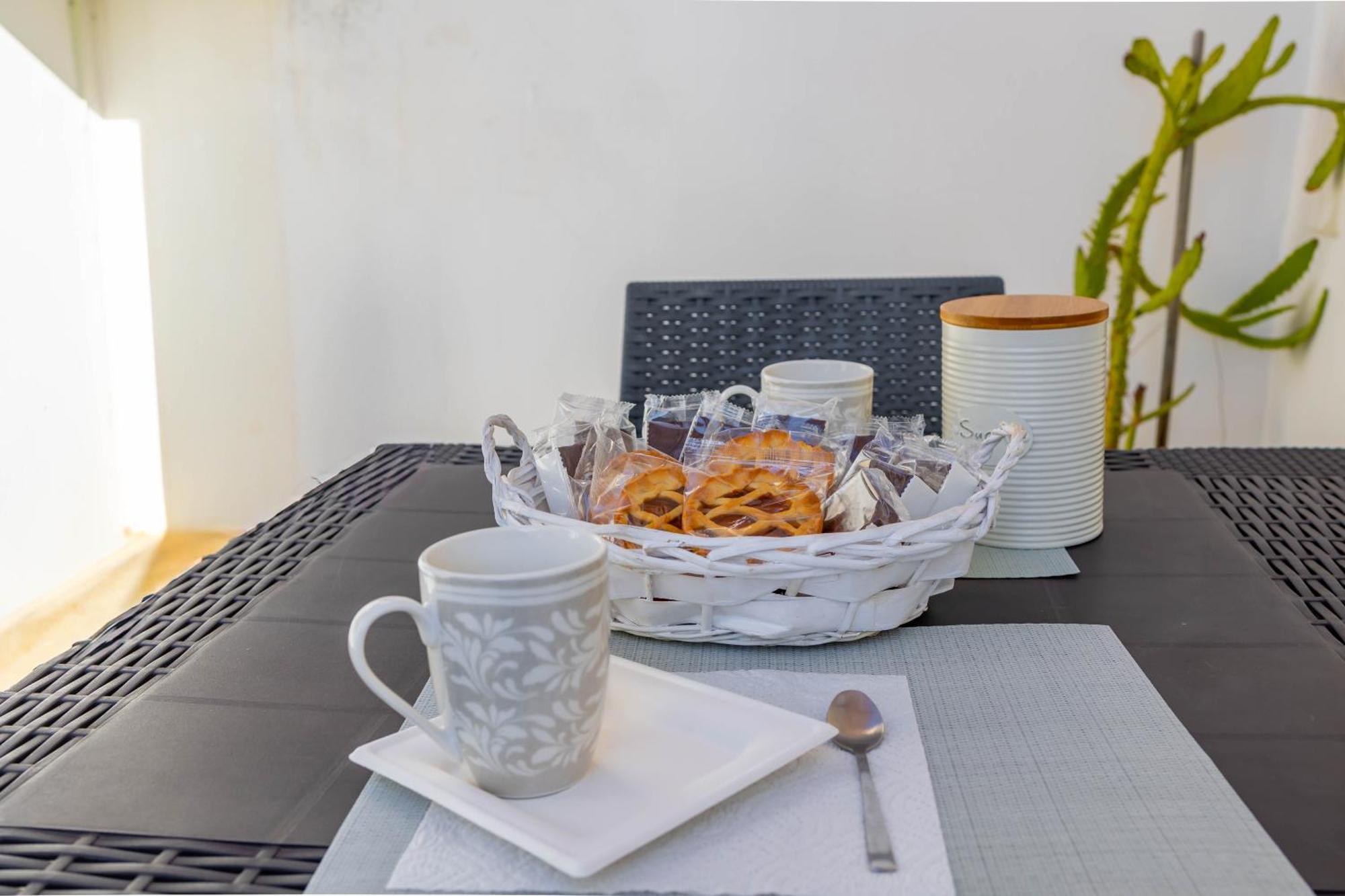 Antiche Mura Apartments"Cielo Di Puglia" -2 Matrimoniali, Cucina E Terrazzo Turi Luaran gambar